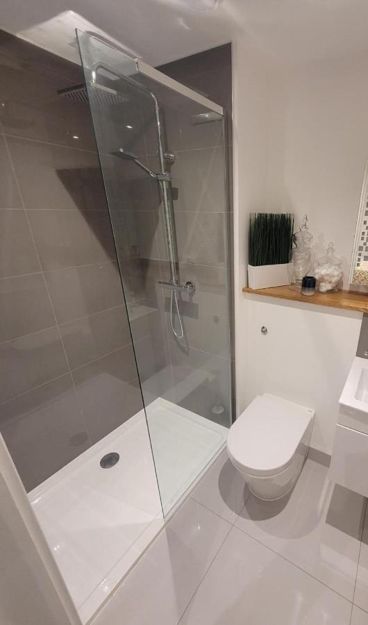 Luxury 2 Bed Apartment In The Heart Of Rochester Rochester  Luaran gambar